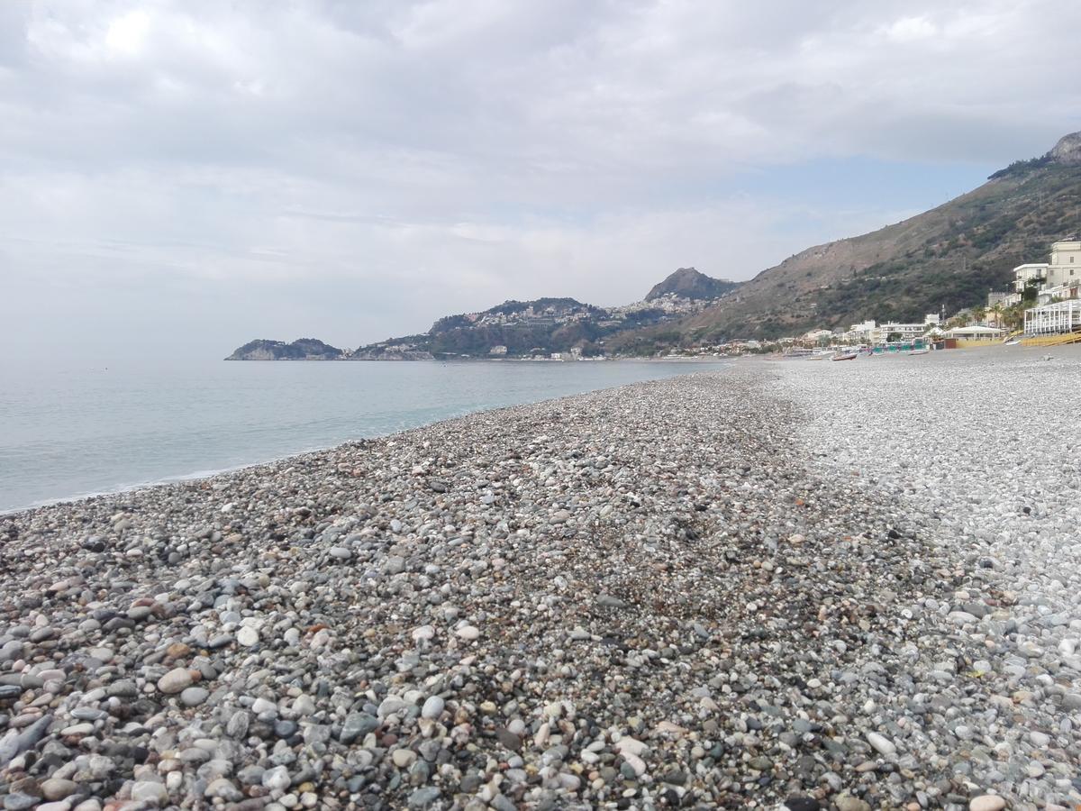 La Nave Sul Mare Di Taormina Letojanni Exterior foto